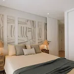 Minturno - 2 Bedrooms And Balcony In Alvalade