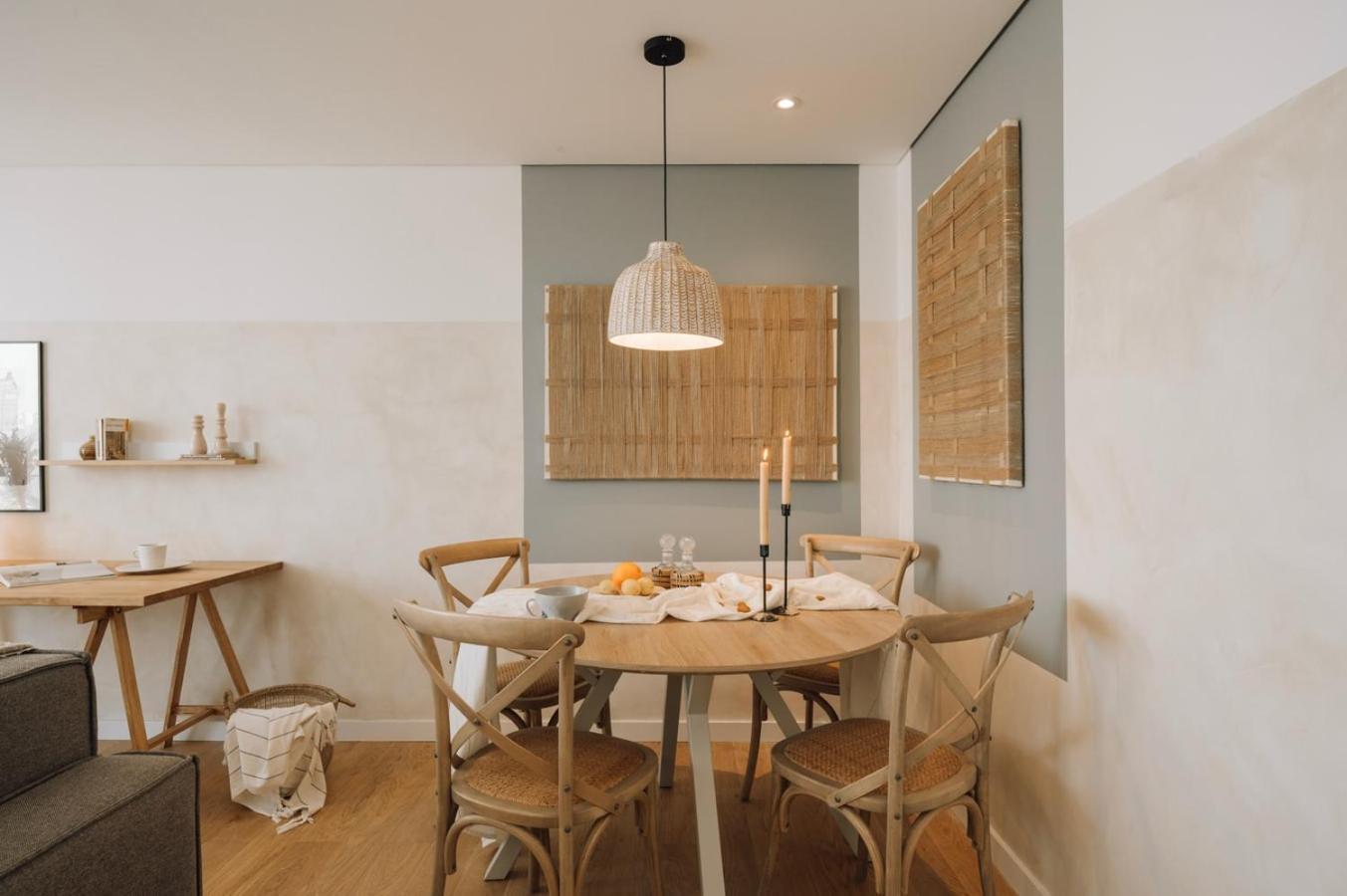 Apartment Minturno - 2 Bedrooms And Balcony In Alvalade